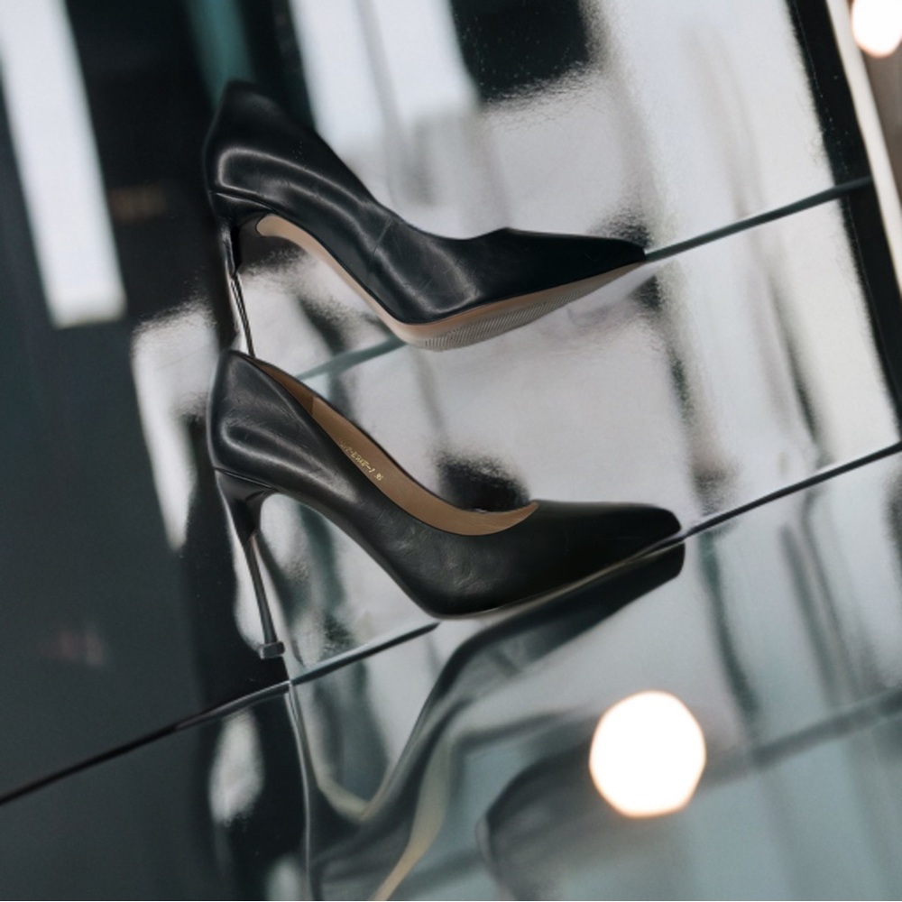 100% Italian Leather luxuary